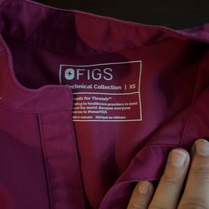Magenta Figs Top XSmall